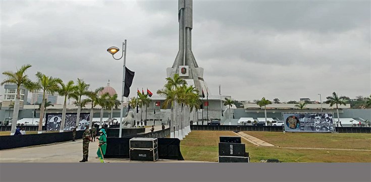 Atenção do País vira-se para José Eduardo dos Santos, com cortejo entre o Miramar e a Praça da República marcado para este sábado